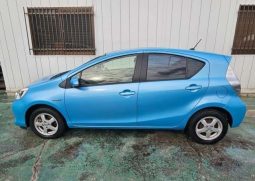 Toyota Aqua L 2012 full
