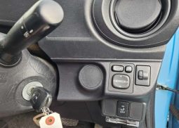 Toyota Aqua L 2012 full