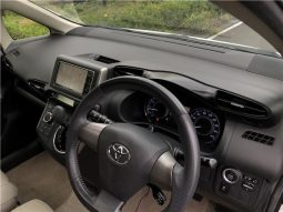 Toyota Wish G 2009 full