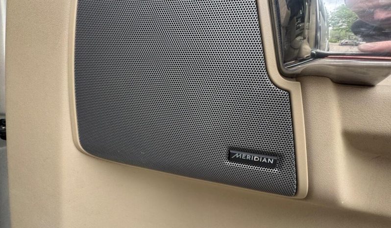 Land Rover Discovery 4 3.0 SD V6 HSE 2015 full