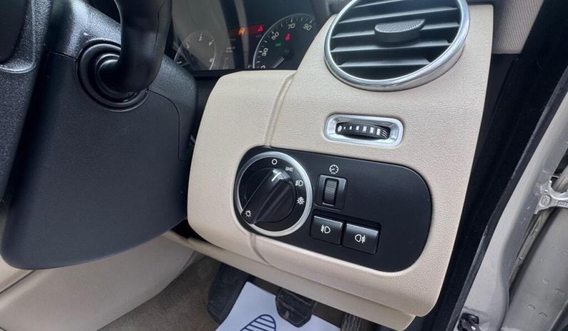 Land Rover Discovery 4 3.0 SD V6 HSE 2015 full