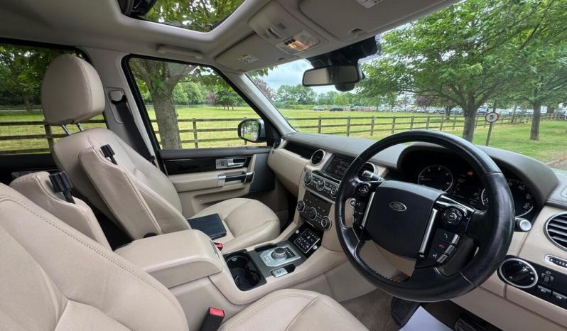Land Rover Discovery 4 3.0 SD V6 HSE 2015 full