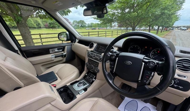 Land Rover Discovery 4 3.0 SD V6 HSE 2015 full