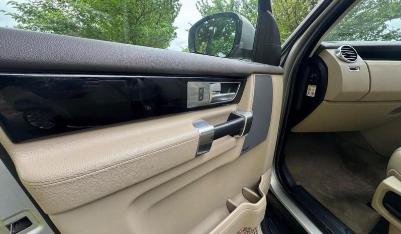 Land Rover Discovery 4 3.0 SD V6 HSE 2015 full