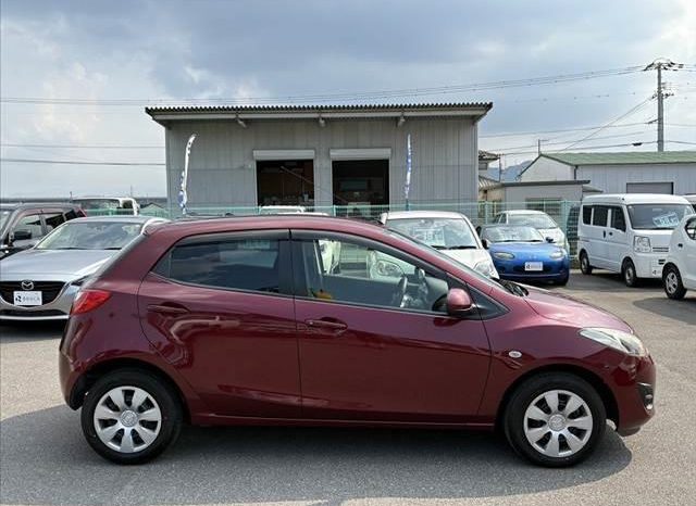Mazda Demio 15c full