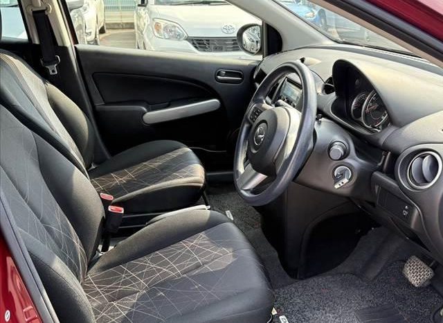 Mazda Demio 15c full