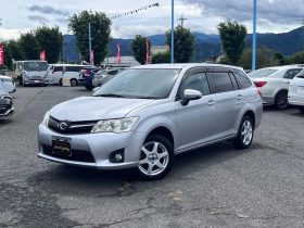 Toyota Corolla Fielder 2014