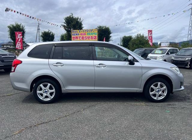 Toyota Corolla Fielder 2014 full