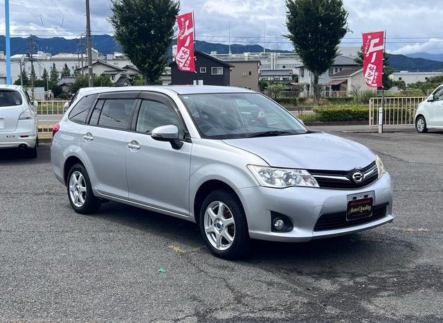 Toyota Corolla Fielder 2014 full