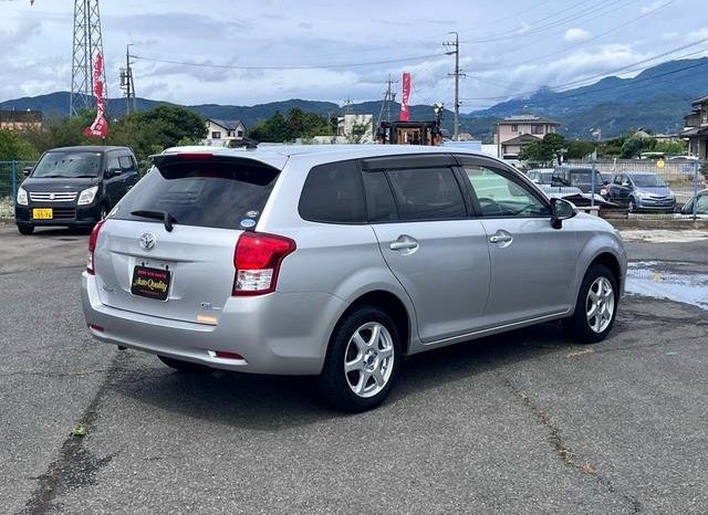 Toyota Corolla Fielder 2014 full