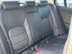 JAGUAR XE 20D R Sport 2016 full