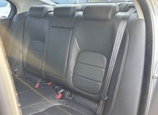 JAGUAR XE 20D R Sport 2016 full