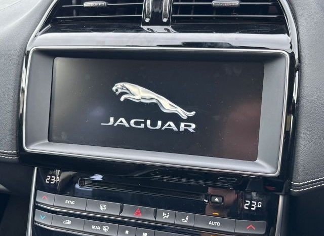 JAGUAR XE 20D R Sport 2016 full