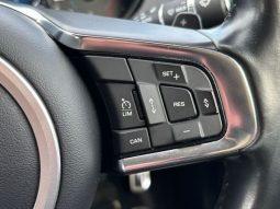 JAGUAR XE 20D R Sport 2016 full