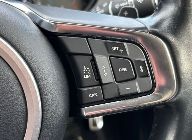 JAGUAR XE 20D R Sport 2016 full