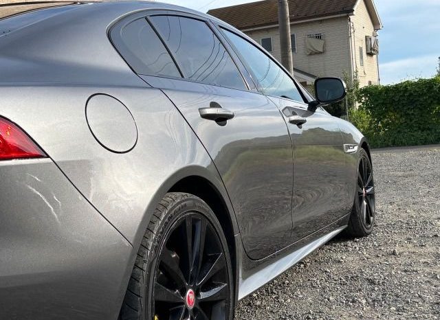 JAGUAR XE 20D R Sport 2016 full