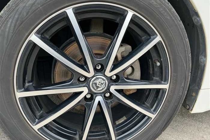 Toyota Crown Athlete 2014 full