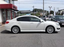 Subaru Legacy B4 2.5 GTS Package 4WD full