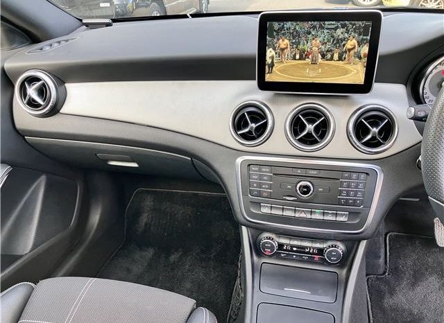 Mercedes-Benz CLA-Class Shooting Brake 2016 full