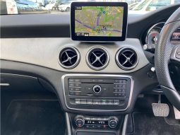 Mercedes-Benz CLA-Class Shooting Brake 2016 full