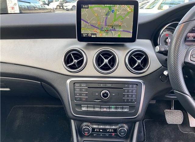 Mercedes-Benz CLA-Class Shooting Brake 2016 full