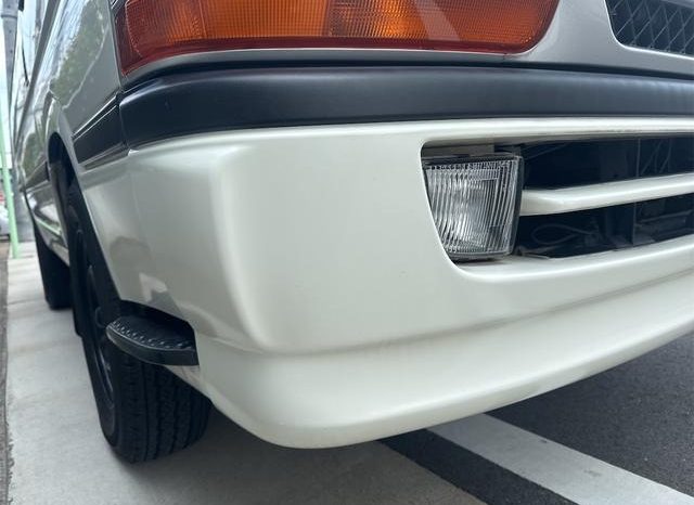 Toyota Hiace Van 1RZ 2002 full