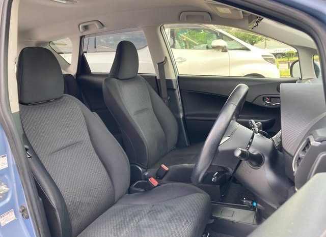 Toyota Ractis G 2013 full