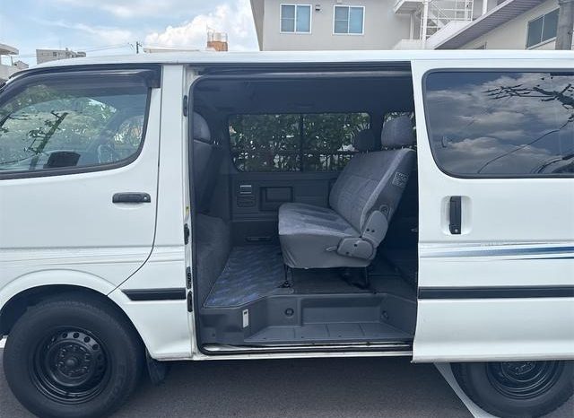 Toyota Hiace Van 1RZ 2002 full
