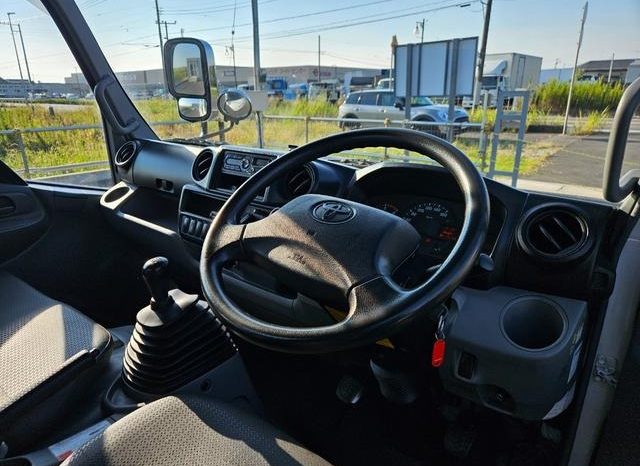 Toyota Dyna 2018 full