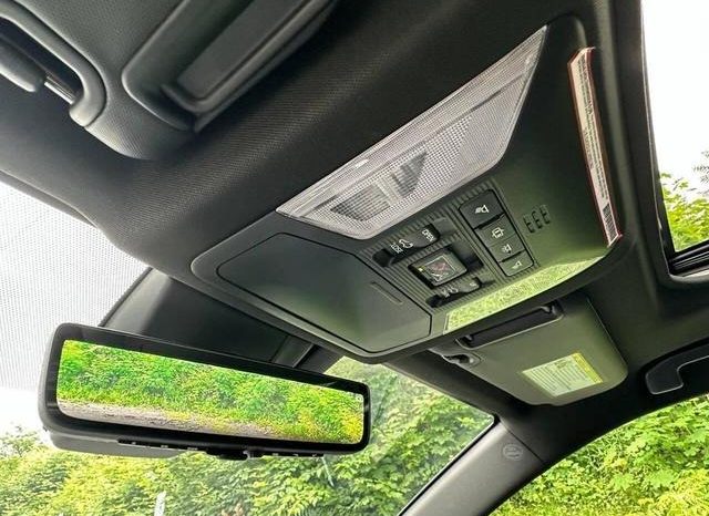 Toyota RAV4 Hybrid SE 2020 full