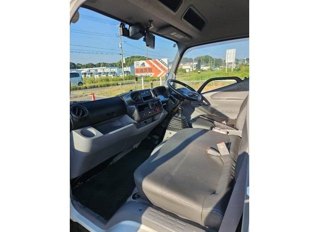 Toyota Dyna 2018 full