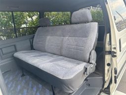 Toyota Hiace Van 1RZ 2002 full