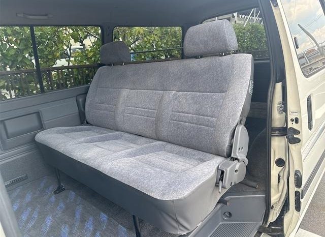 Toyota Hiace Van 1RZ 2002 full