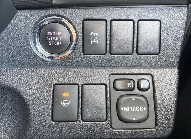 Toyota Ractis G 2013 full