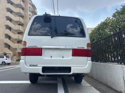 Toyota Hiace Van 1RZ 2002 full