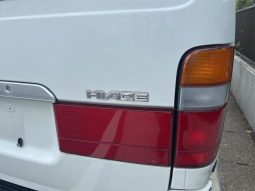 Toyota Hiace Van 1RZ 2002 full
