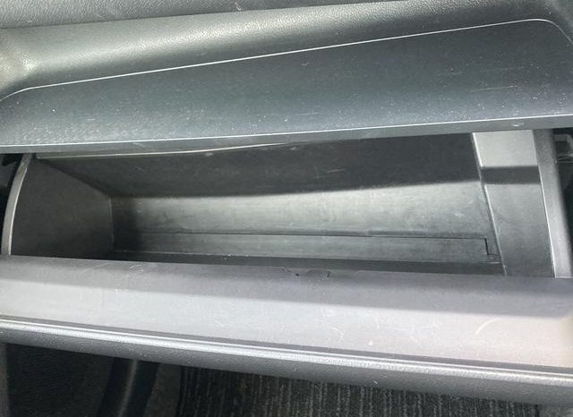 Toyota Ractis G 2013 full