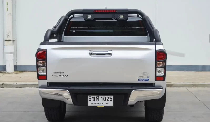 Isuzu D-max Cab-4 Hi-lander 2017 full