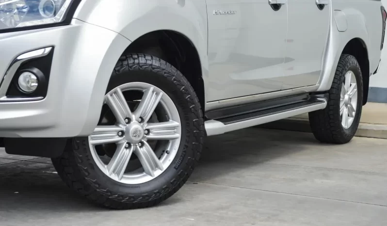 Isuzu D-max Cab-4 Hi-lander 2017 full