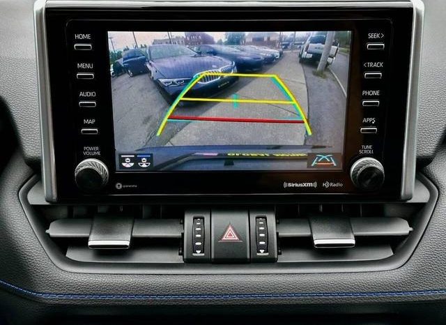 Toyota RAV4 Hybrid SE 2020 full