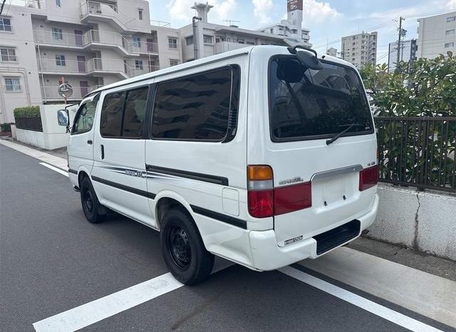 Toyota Hiace Van 1RZ 2002 full