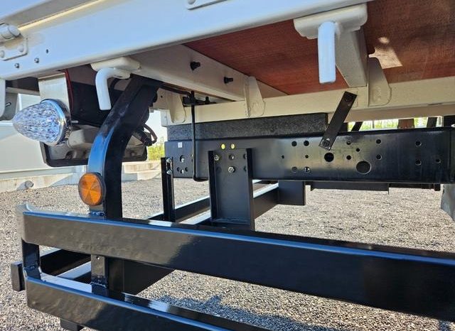 Toyota Dyna 2018 full