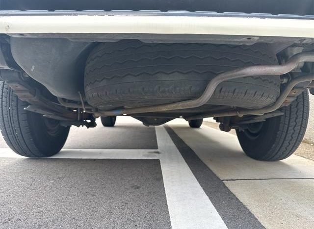 Toyota Hiace Van 1RZ 2002 full