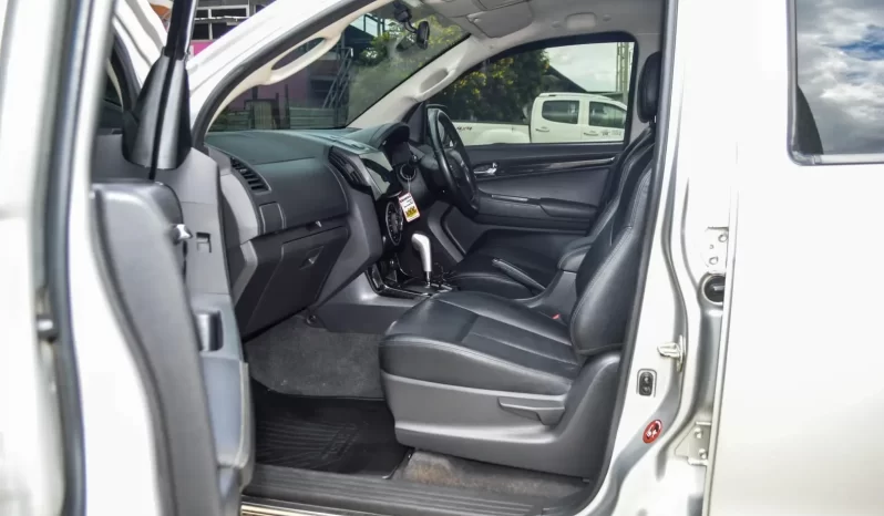 Isuzu D-max Cab-4 Hi-lander 2017 full