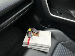 Toyota RAV4 Hybrid SE 2020 full