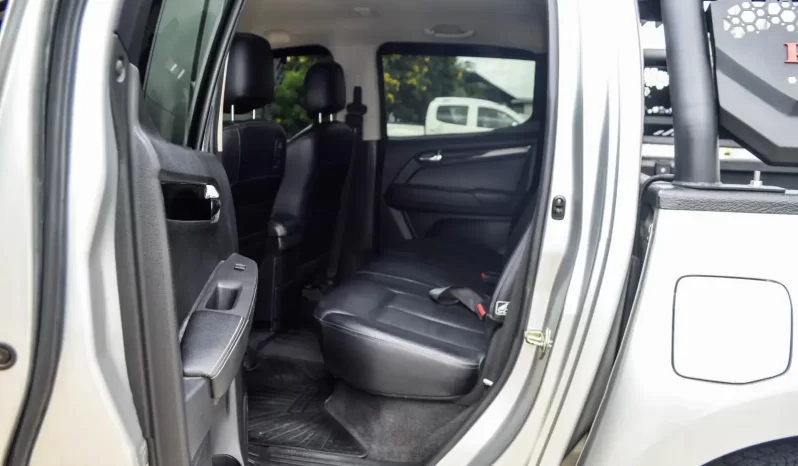 Isuzu D-max Cab-4 Hi-lander 2017 full