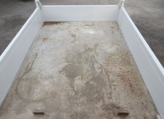 Mitsubishi Fuso Canter 4D33 full