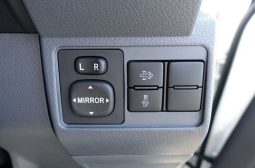 Toyota Land Cruiser 70 full