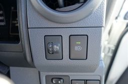 Toyota Land Cruiser 70 full