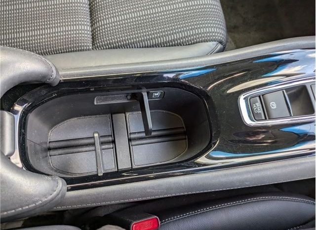 Honda Vezel Hybrid Z Safety Package 2015 full